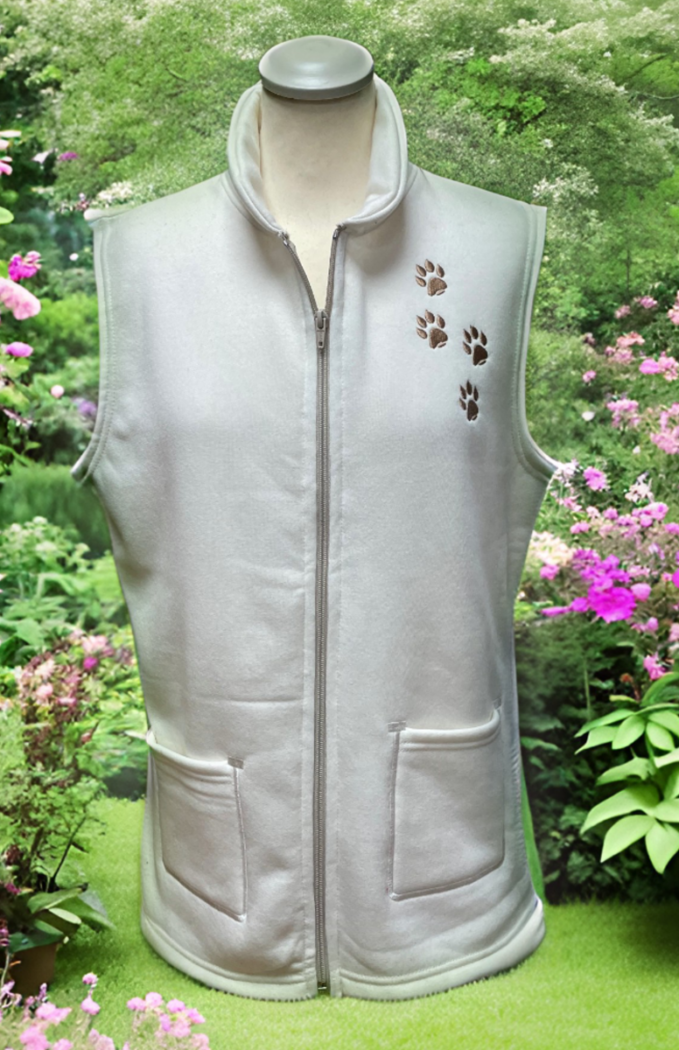 Gilet : `Paw Print` on Soft Cream